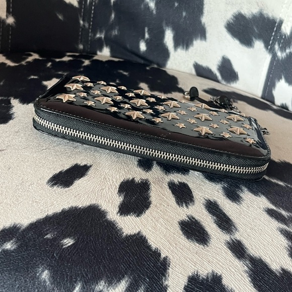 Jimmy Choo Black Patent Star Zip Around Wallet - Picture 10 of 15